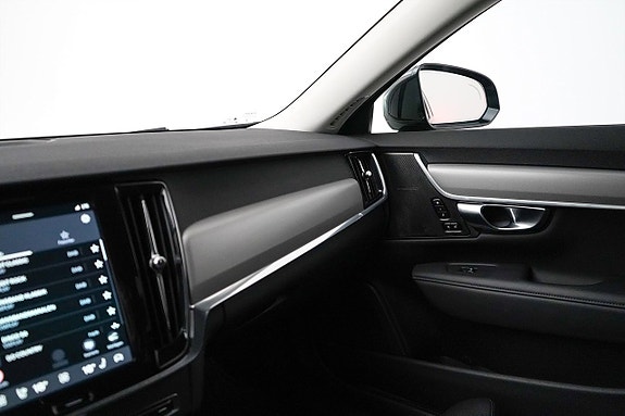 Volvo V90 13 of 21