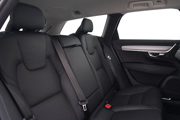 Volvo V90 7 of 21