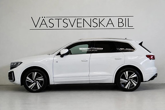 Volkswagen Touareg 2 of 25