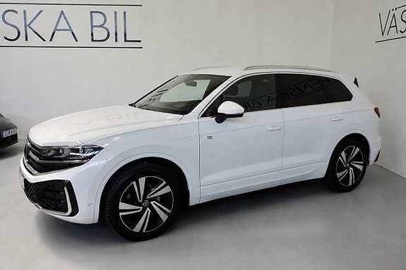 Volkswagen Touareg 3 of 25