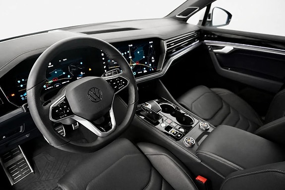 Volkswagen Touareg 12 of 25