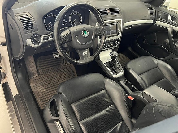 Skoda Octavia RS 14 of 20