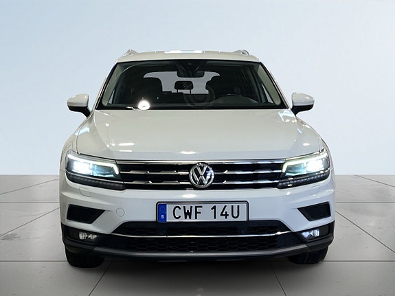 Volkswagen Tiguan Allspace 2 of 20