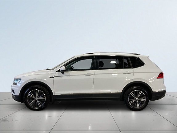 Volkswagen Tiguan Allspace 3 of 20