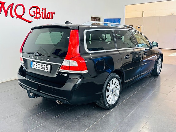 Volvo V70 8 of 24