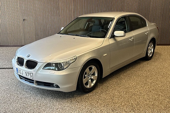 BMW 525 2 of 9