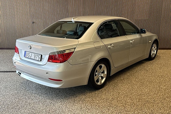 BMW 525 4 of 9