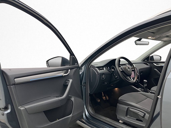 Skoda Octavia 11 of 30