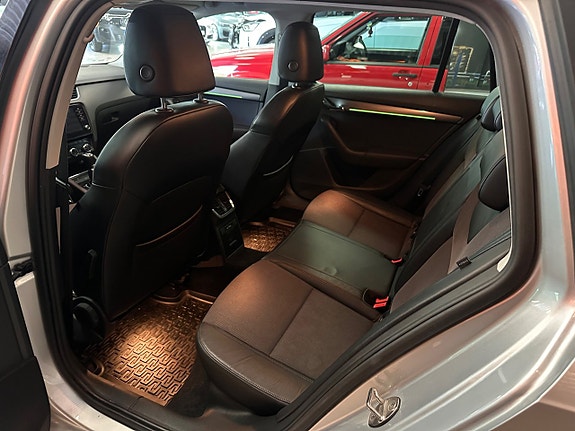Skoda Octavia 5 of 5