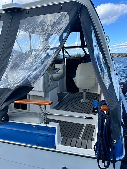 Bayliner Cirera Sunbridge Wide Body