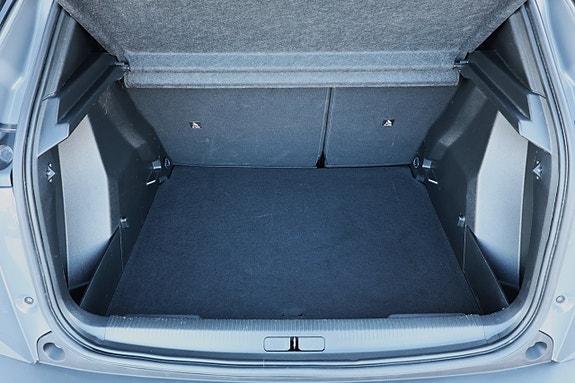 Peugeot 2008 16 of 16