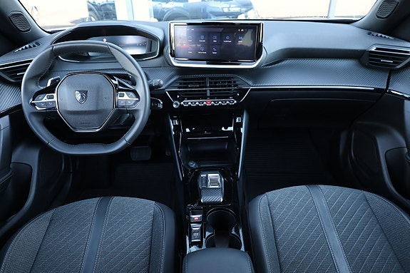 Peugeot 2008 9 of 16