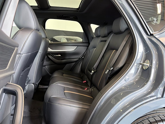 Mazda CX-60 11 of 22