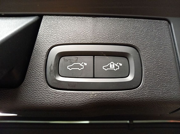 Volvo XC60 12 of 14
