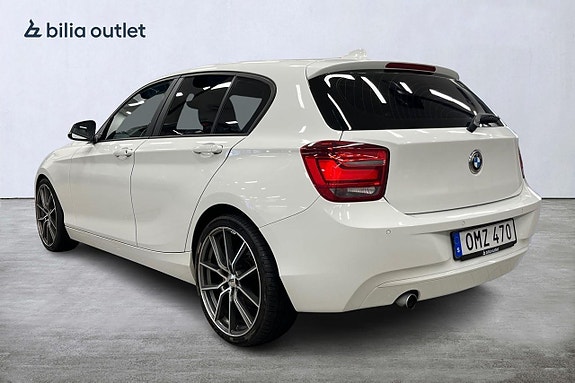 BMW 116d 4 of 5