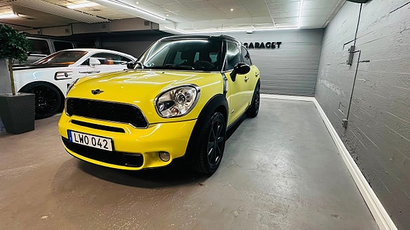 MINI Countryman Cooper S 2 of 5