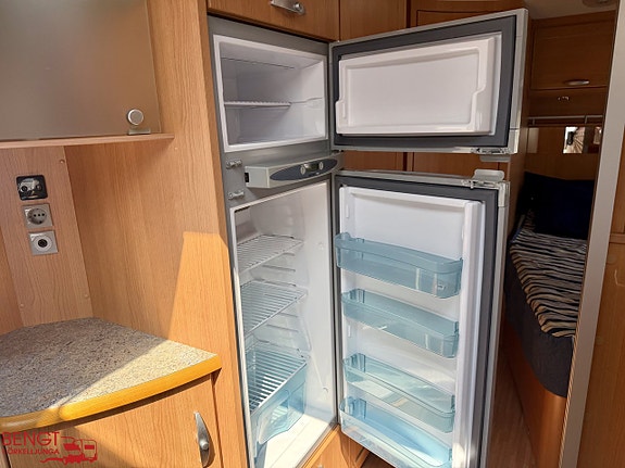 Knaus ROYALE 560 16 of 21