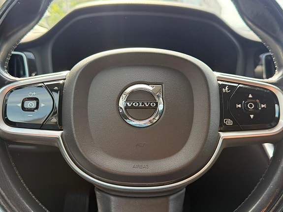 Volvo V60 12 of 23
