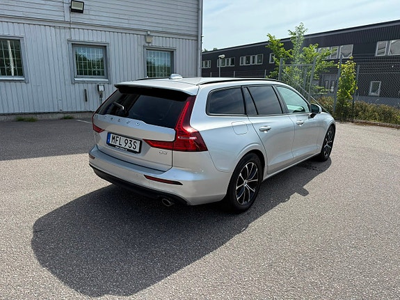 Volvo V60 6 of 23
