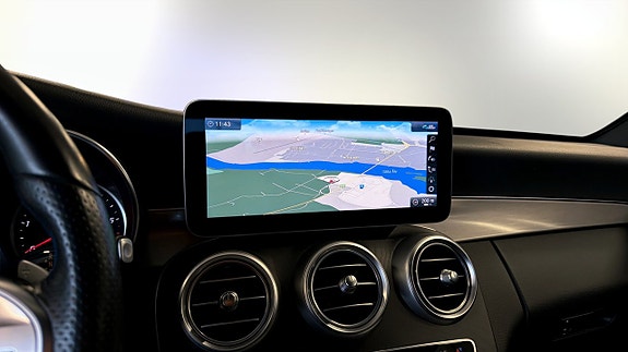Mercedes-Benz C300 de 12 of 22