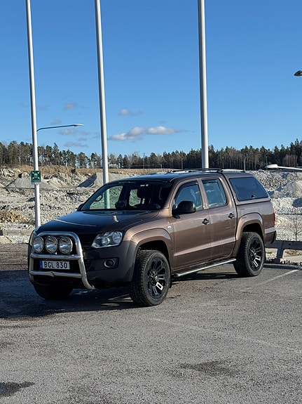 Volkswagen Amarok 3 of 4