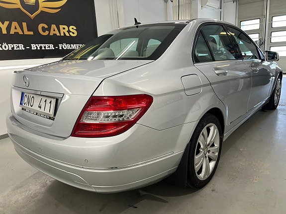 Mercedes-Benz C180 4 of 22