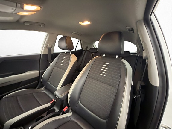 Kia Stonic 11 of 30
