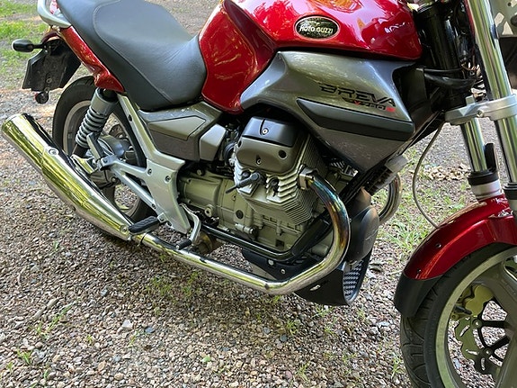 Moto Guzzi Breva V750ie 3 of 3