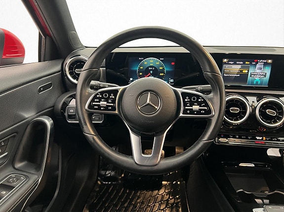 Mercedes-Benz A200 13 of 30