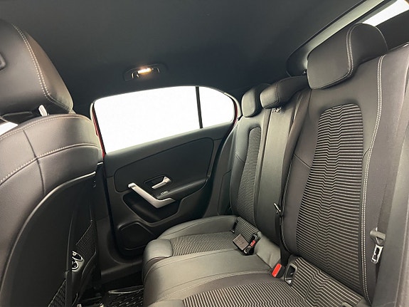 Mercedes-Benz A200 16 of 30