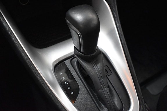 Toyota Yaris 11 of 21