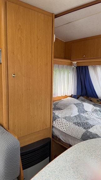 Dethleffs Camper 420 T 11 of 12