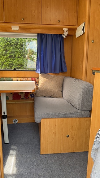 Dethleffs Camper 420 T 8 of 12