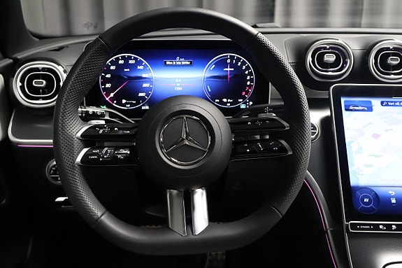 Mercedes-Benz C300 e 18 of 26