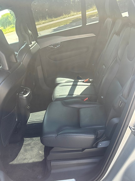 Volvo XC90 8 of 8
