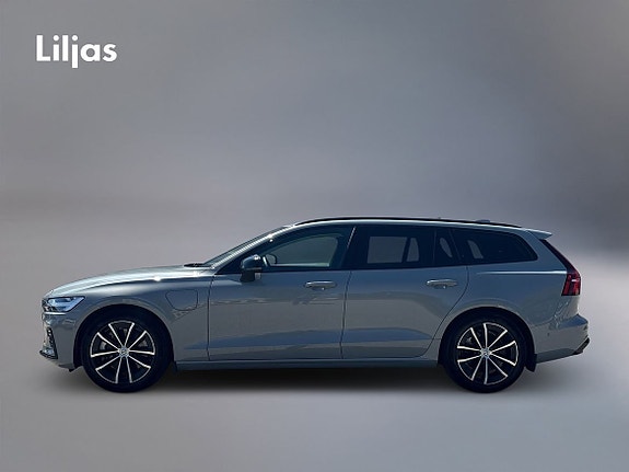 Volvo V60 4 of 5