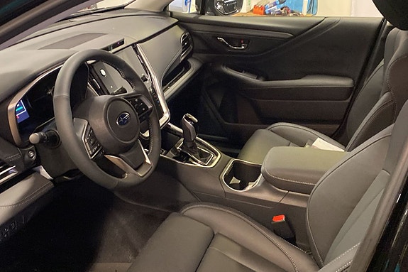 Subaru Outback 4 of 5