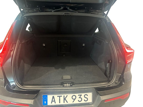 Volvo XC40 13 of 13