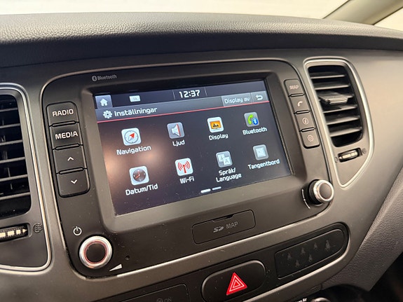 Kia Carens 17 of 18