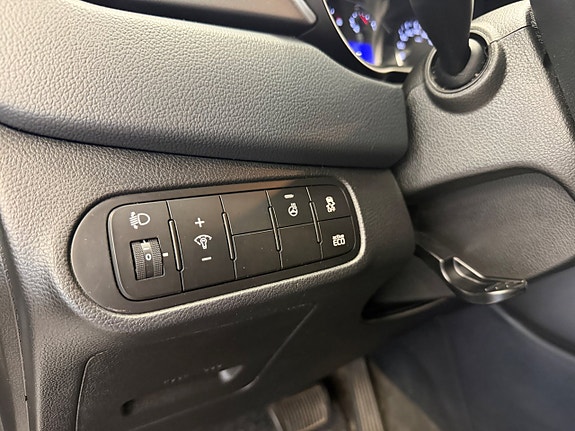 Kia Carens 14 of 18