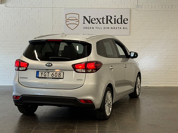 Kia Carens 4 of 5