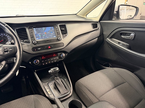 Kia Carens 13 of 18