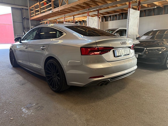 Audi A5 3 of 5