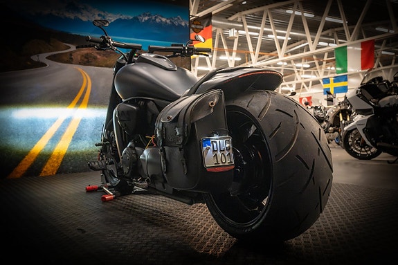 Suzuki M1800R Intruder VZR1800 7 of 12