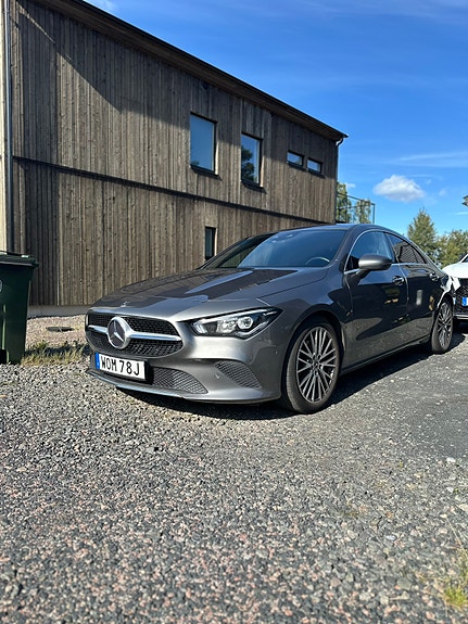 Mercedes-Benz CLA200 d 4 of 5