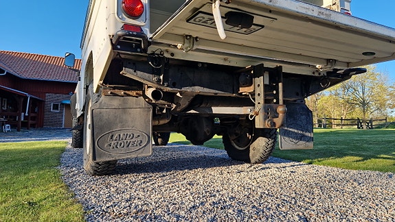 Land Rover Defender 110 5 of 5