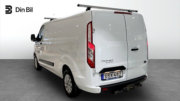Ford Transit Custom 3 of 5