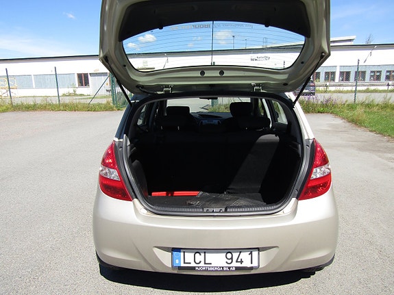 Hyundai i20 13 of 15