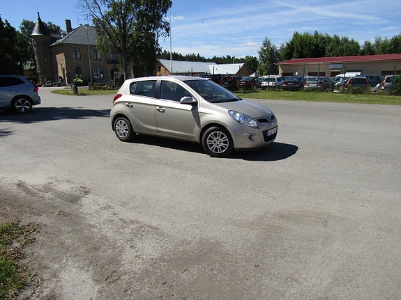 Hyundai i20 7 of 15