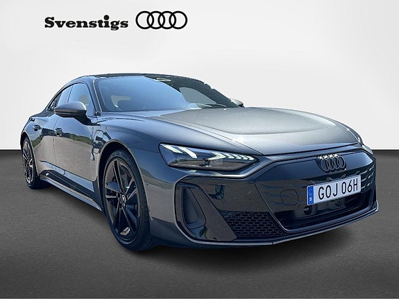 Audi e-tron GT 2 of 17